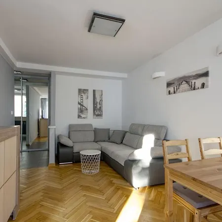 Aleja 3 Maja 7b By Homeprime Apartamento