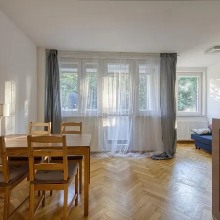 Aleja 3 Maja 7b By Homeprime * Warschau